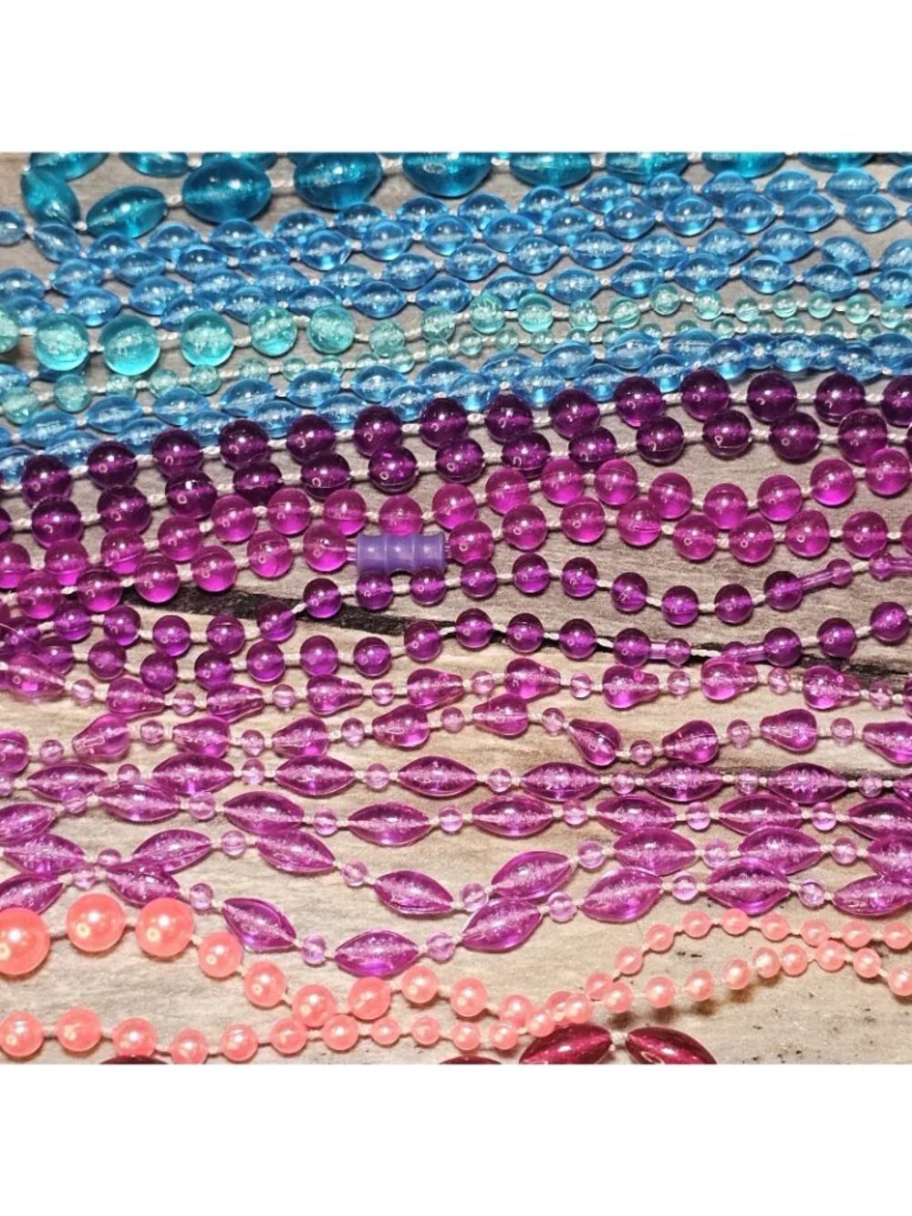 VTG Plastic Beaded Necklaces Lucite 60s 70s Doubloon Krewe Atlas 42 Pcs Rainbow